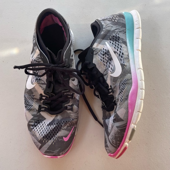 Nike Shoes - Nike Free 5.0 TR Fit 4 Print Gradient Multi-Colored -[629832 001]- size 9